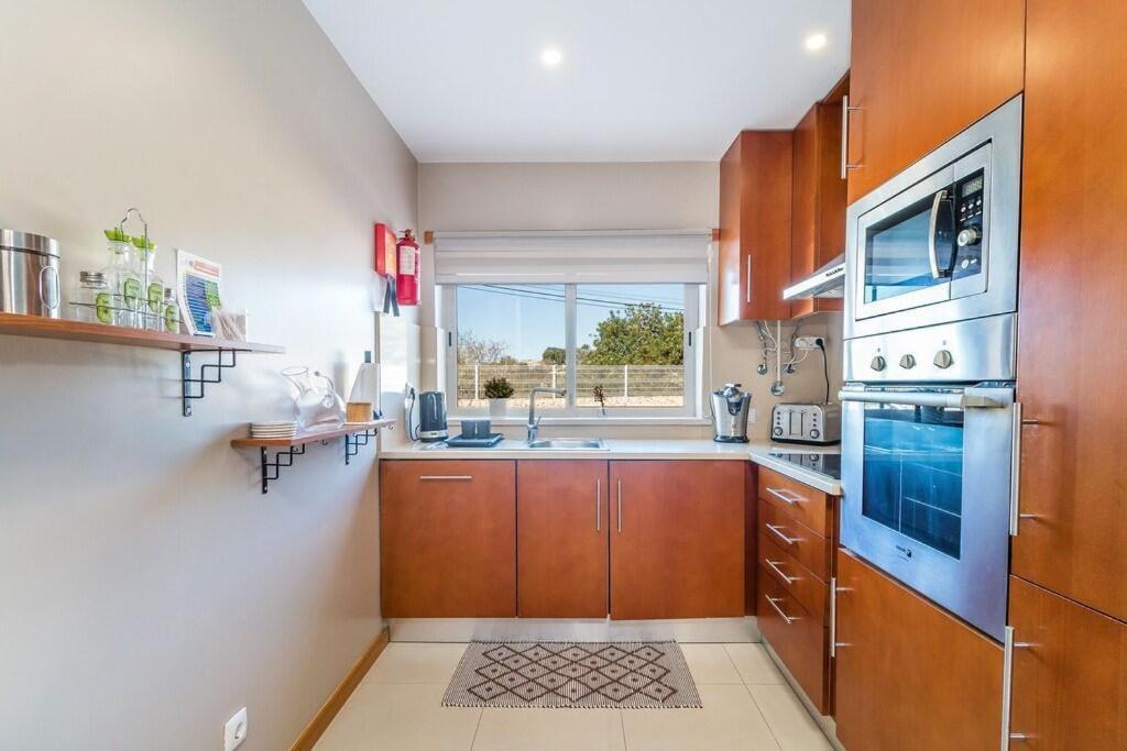 アルブフェイラ Fantastic Townhouse With Pool And Sea Viewsヴィラ エクステリア 写真